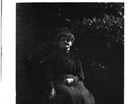 &copyTheCarterTribe.com 2013  Eliza Taylor (née Booth)   Scanned from 1/4 plate (4" x 3") : BOOTH Eliza, i001514